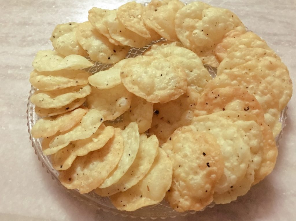 farsi-puri-using-roti-maker-recipe